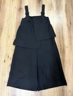 アシンメトリー ブラック オールインワン サロペットのサムネイル