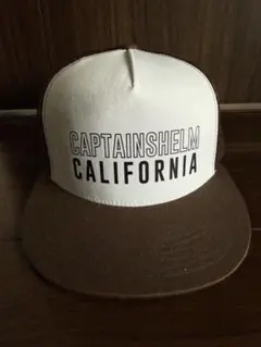 CAPTAIN'S HELM トラッカーキャップ ホワイト/ブラウン(試着のみ)のサムネイル