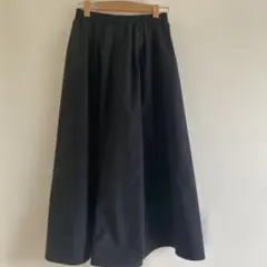 UNIQLO 黒 フレアロングスカート S