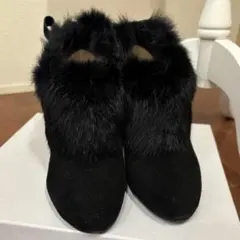 インゲボルグファー付き黒中ヒールブーツ