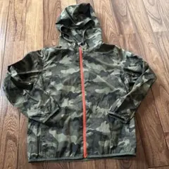 UNIQLO 迷彩ウィンドブレーカー 140