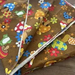 布　ブラウン　きのこ柄