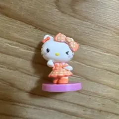 ハローキティ チョコエッグ　フィギュア オレンジドレス