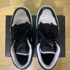 NIKE スニーカー