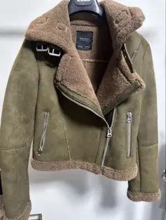 ZARA ムートン風ライダースジャケット