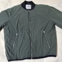 オリーブグリーン ナイロンジャケット