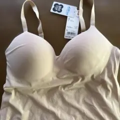 UNIQLO エアリズム　ブラトップ Ｖネックキャミソール　新品