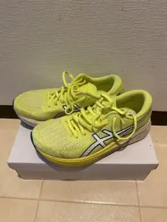asics アシックス マジックスピード ランニングシューズ 24cmのサムネイル