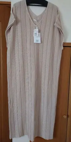 新品　未使用　スコットクラブ系列　ワンピース