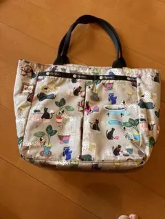 LeSportsac トートバッグ 猫柄のサムネイル
