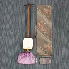 Item thumbnail for item c0b01880-9009-4d47-9b73-0c7e38e151e1