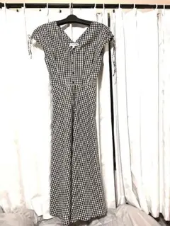 新品同様ユニクロイネスINES DE LA FRESSAGEワンピース