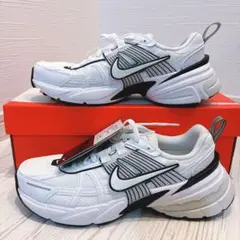 【最終値下！】ナイキ V2K ラン Nike スニーカー 23.5cm