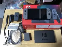 美品　Nintendo Switch 本体 グレーのサムネイル