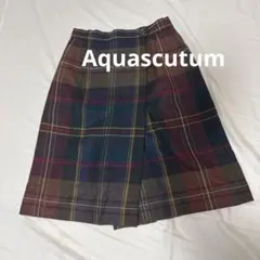 Aquascutum チェック タータン　スカート ひざ丈　アクアスキュータイムのサムネイル