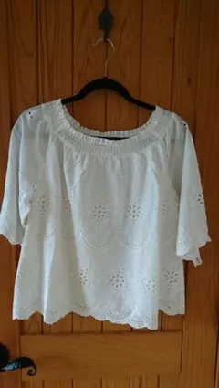 earth music&ecology　ブラウス　新品タグ付き♪