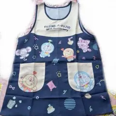 エプロン　保育士　藤子不二雄　ドラえもん