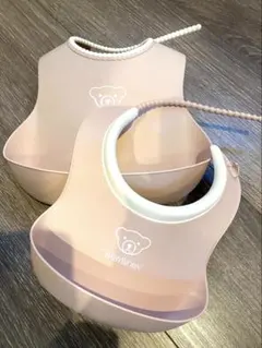 BABYBJÖRN ピンク お食事エプロン 2枚セット