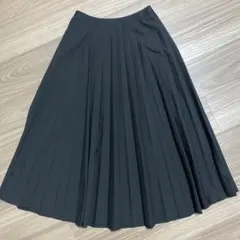 [UNIQLO]ロングプリーツスカート　黒のサムネイル