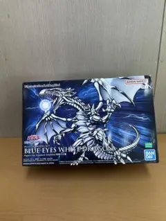 ◆【未組立】BANDAI ブルーアイズホワイトドラゴン　プラモデル