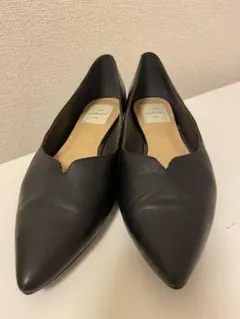 エンチャンテッド enchanted 本革Vカットフラットシューズ （黒）38