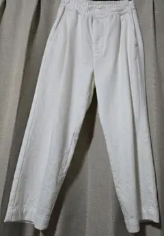 ビューティーアンドユース ホワイト イージー テーパードパンツ Sサイズ