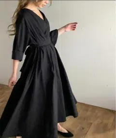 ウエストマークVネックロングワンピース