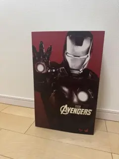 MARVEL　ホットトイズ　 アイアンマン、マーク7 1/6　フィギュアのサムネイル