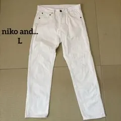 ニコアンド　ホワイトデニム　パンツ　ジーンズ　ダメージ