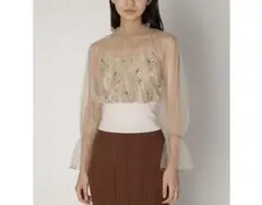 Lily Brown 長袖 チュール レース トップス BEG タグ付きのサムネイル