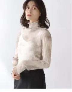 ローリーズファームシアータートルネック長袖トップスベージュブラウン