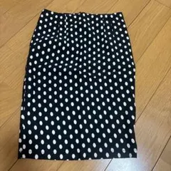 水玉 ドットタイトスカート