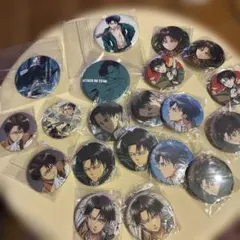 進撃の巨人 リヴァイ 缶バッジとミラーセット