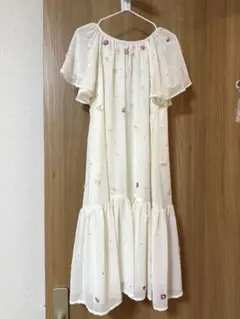 ZARA スパンコール　フラワービーズワンピース　 ピアノ　発表会　140cm