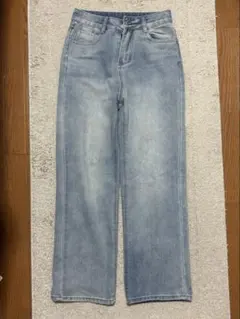 ライトブルー ストレートデニム