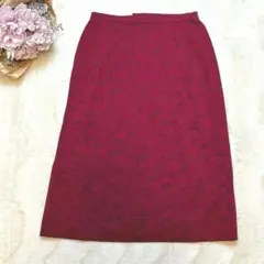 美品【Bellesafeena】フラワープリントスカート　Mサイズ 　赤　総柄