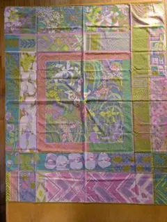 多色幾何学模様スカーフ大判