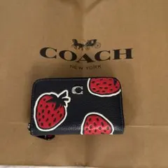 新品❣️ COACH ビルフォールドウォレット ストロベリープリント