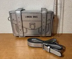 シルバー イラスト風バッグ