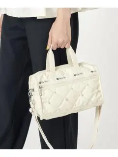 LeSportsac キルティング パール ショルダーバッグ　白のサムネイル