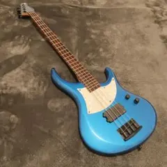 FLEABASS MODEL32 レッド・ホット・チリ・ペッパーズ Flea - メルカリ
