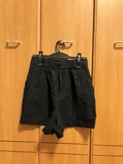 ZARA ブラック ショートパンツ XS