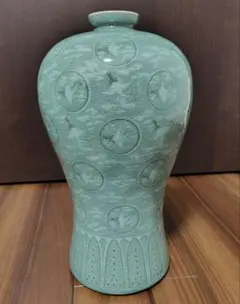 高麗青磁 透かし彫り 花瓶 高さ約32.5cm 恩明銘 大型 花器 飾り壺 陶器