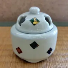 有田焼　香炉 白地　 折り紙柄　有秀作