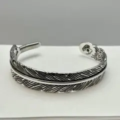 2025年最新】シルバーフェザーバングルの人気アイテム - メルカリ