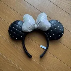 ディズニー カチューシャ ミニー キルティング パール 白黒