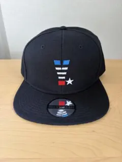 MADE IN WORLD & CO 黒 スナップバックキャップ　トリコロールのサムネイル