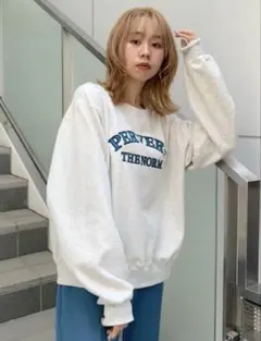 WHO'S WHO gallery PERVERTアーチスウェット