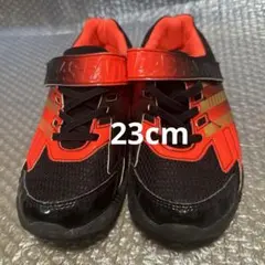 アディダス スニーカー23㎝ 男の子