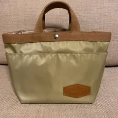 Item thumbnail for item 60a7eb62-4d2b-40ce-af75-d4289958e8b3